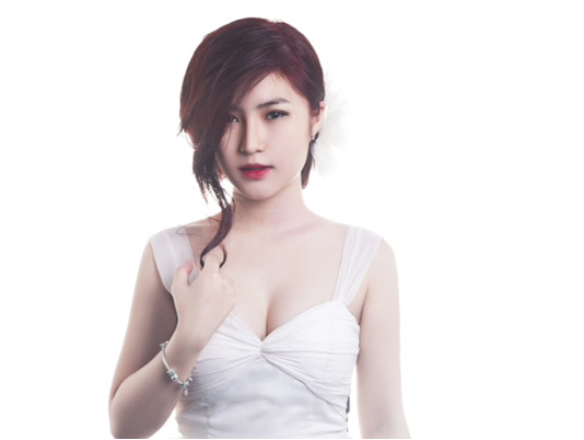 Scandal bua vay sao Viet: Nguoi rot gia, ke len ngoi hinh anh