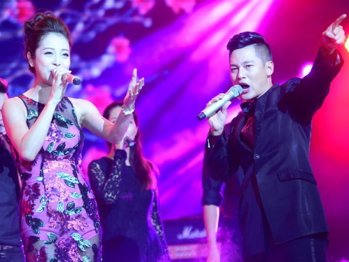 Con ai mua ve xem ca nhac? hinh anh