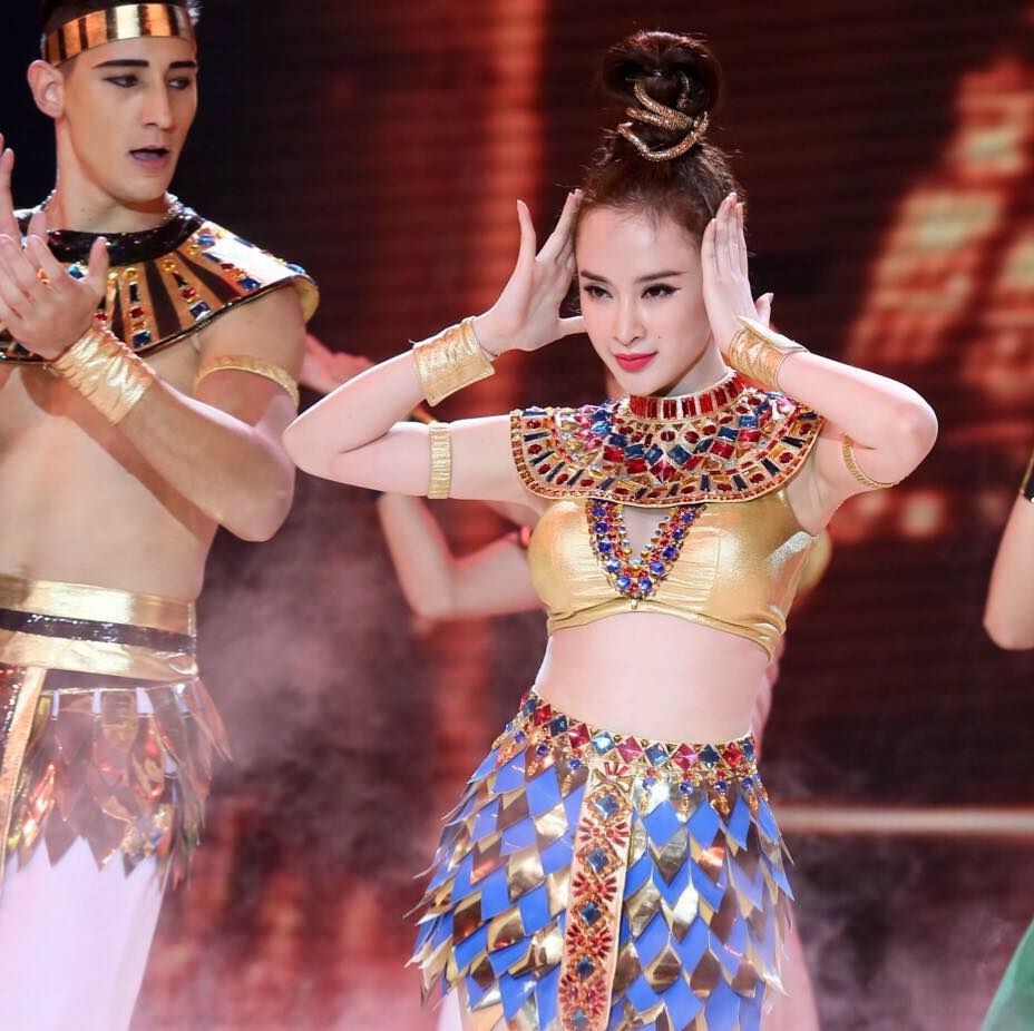 Angela Phuong Trinh hoa Nu hoang Ai cap hinh anh