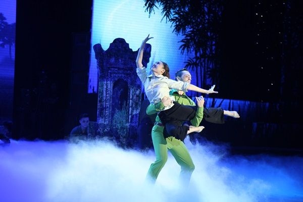 Lan Ngoc voi tiet muc Bao gio cho den thang 10 hinh anh