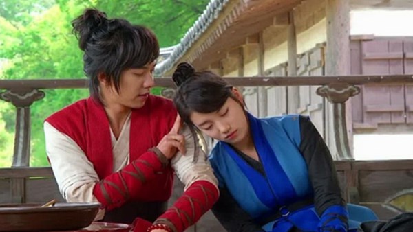 6 sao Han ngu gat ben vai nguoi yeu hinh anh