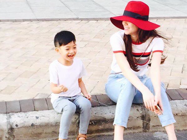 Thoi trang he sanh dieu cua nhoc ty nha sao Viet hinh anh