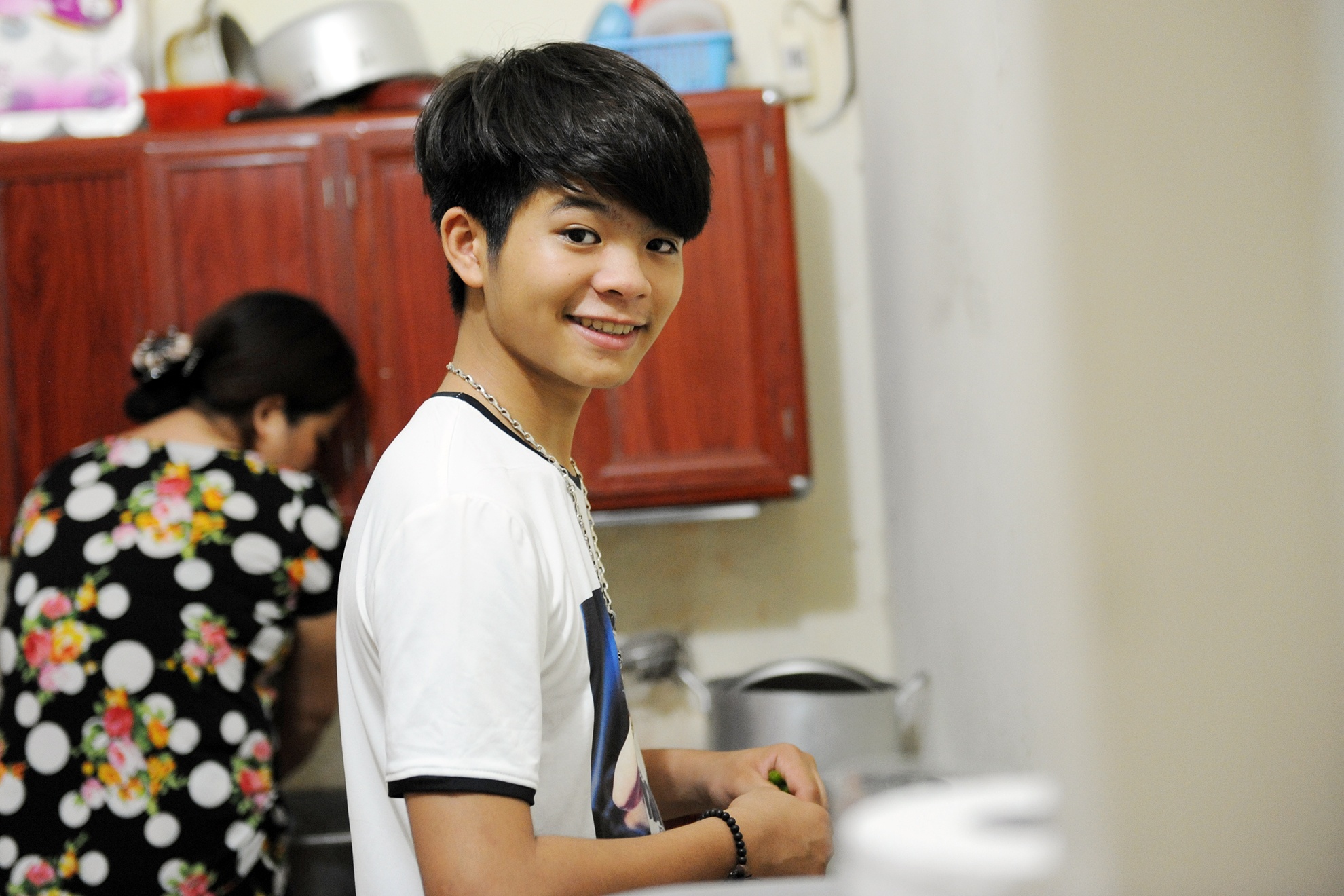 Cuoc song o tro tai Ha Noi cua Quang Anh The Voice Kids hinh anh