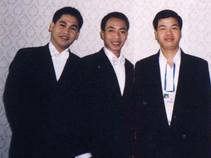 Ha Noi niem tin va hy vong - Dang Duong, Trong Tan, Viet Hoan hinh anh