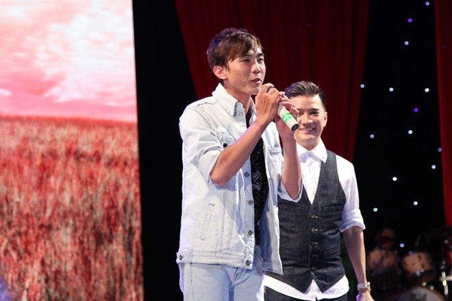 Đàm Vĩnh Hưng song ca cùng Trọng Nghĩa trong live show