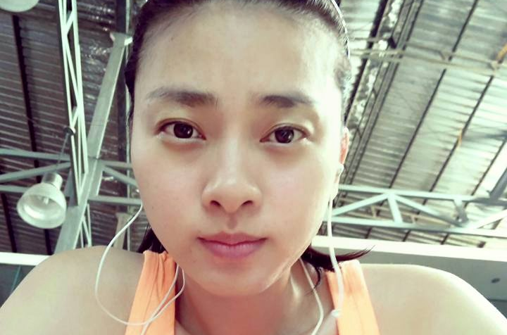 Sao Viet moc mac khi khong son phan hinh anh