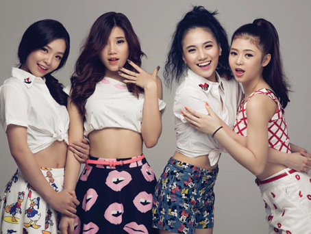 Nhom hat nu: Cu nguoi, moi ta hinh anh