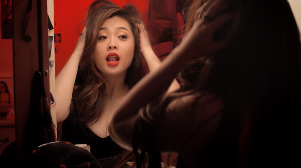 Khanh Tien sexy trong 'Crush On You' hinh anh