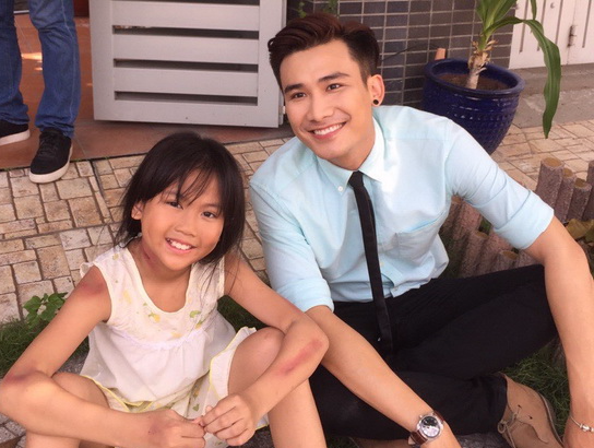 Bao An hoa tre an xin trong MV hop tac voi Chi Thien hinh anh