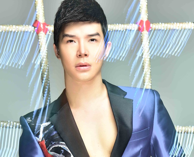 Nathan Lee choi chu voi ten ca khuc moi hinh anh