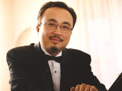 Dang Thai Son lam Chu tich danh du cuoc thi piano quoc te hinh anh