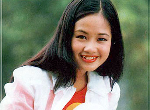 Sao Viet chia se ky niem dang nho trong le khai giang hinh anh