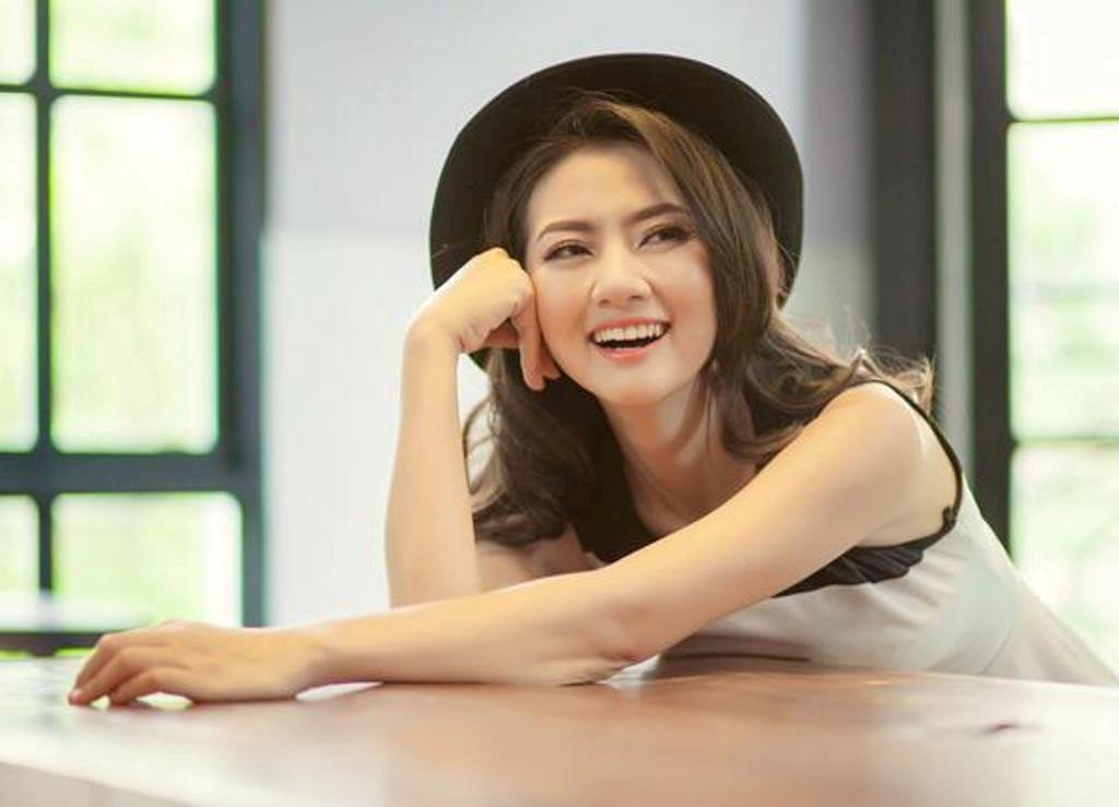 ngoc lan quat canh sat giao thong anh 1