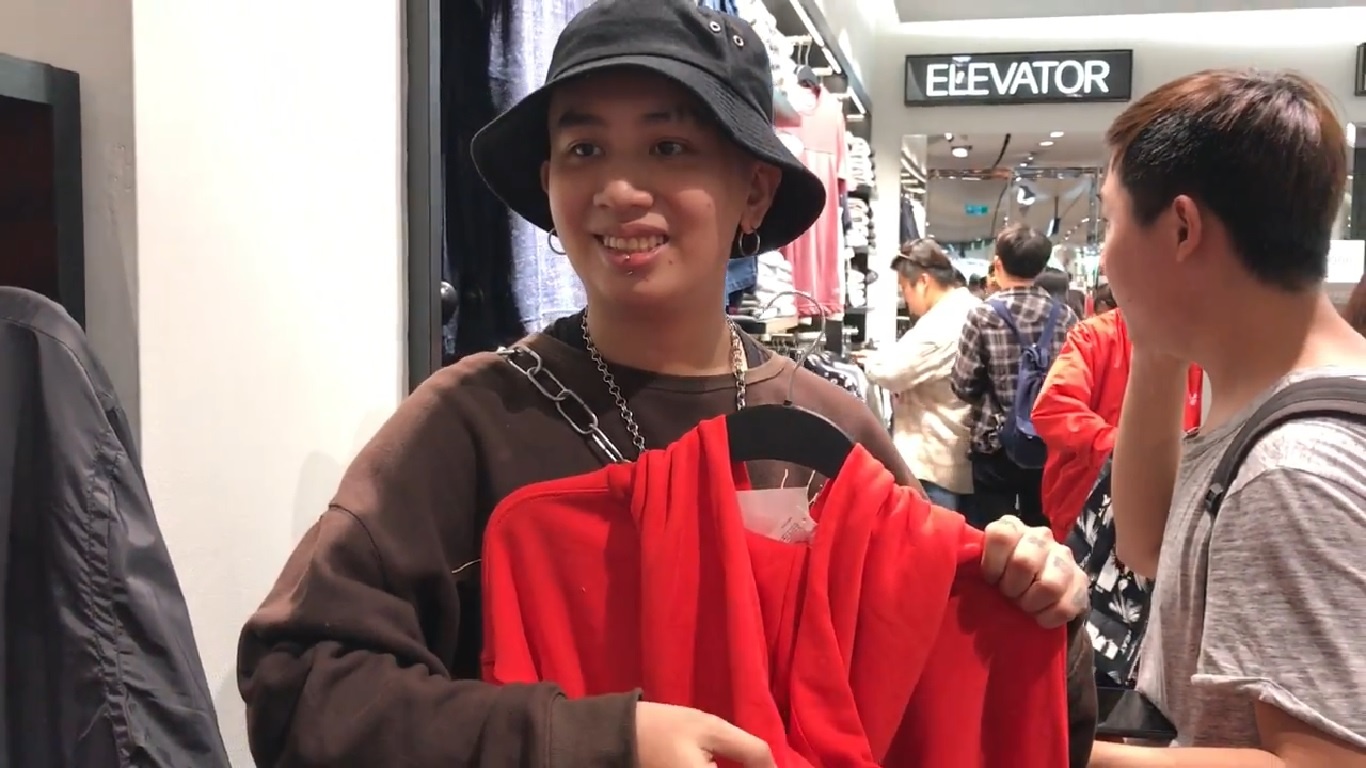 Tin do thoi trang tu hao vi mua duoc ao hoodie Justin Bieber sieu hot hinh anh