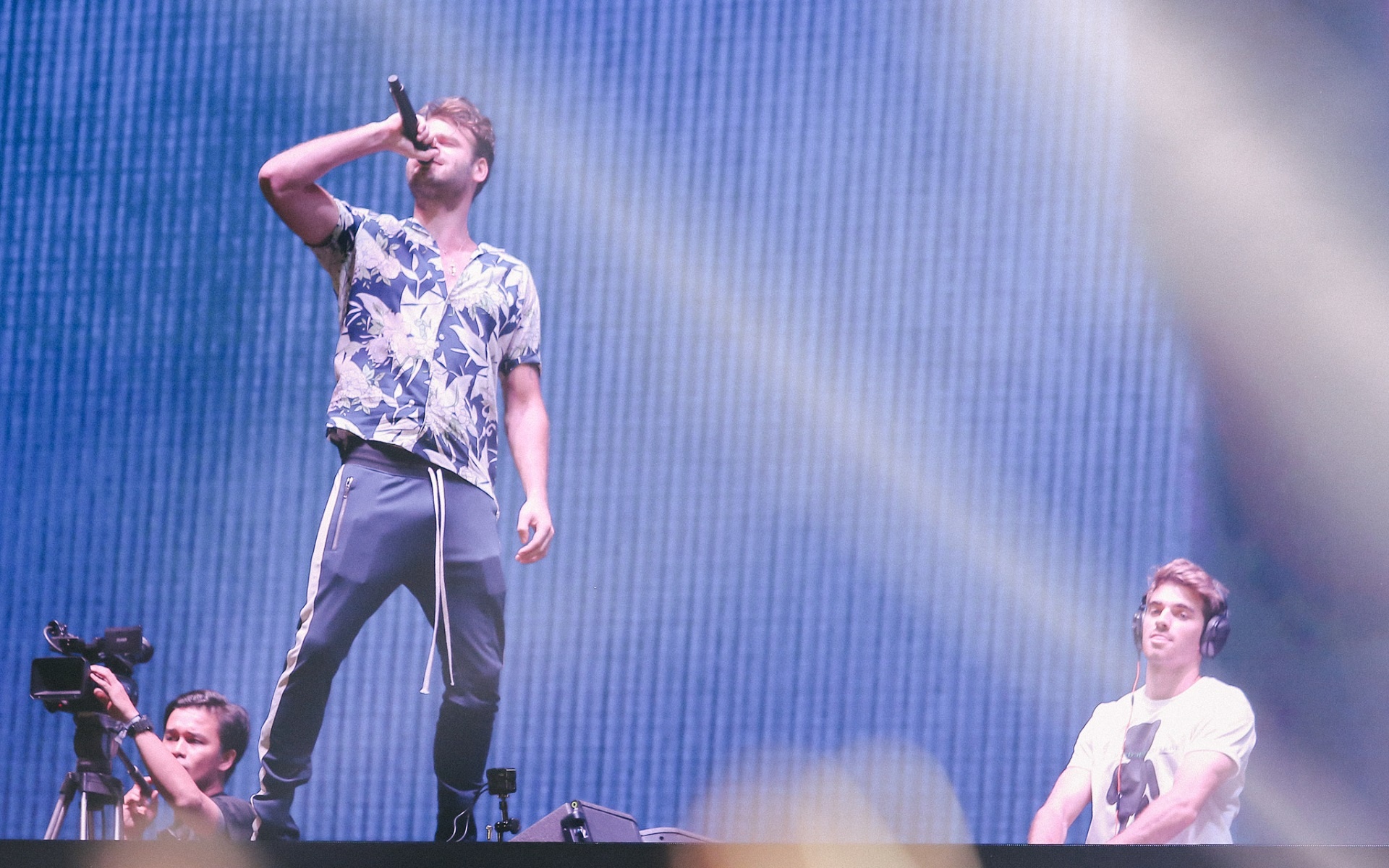 thuy duong cao thien trang nhay nhot trong dem nhac chainsmokers anh 4