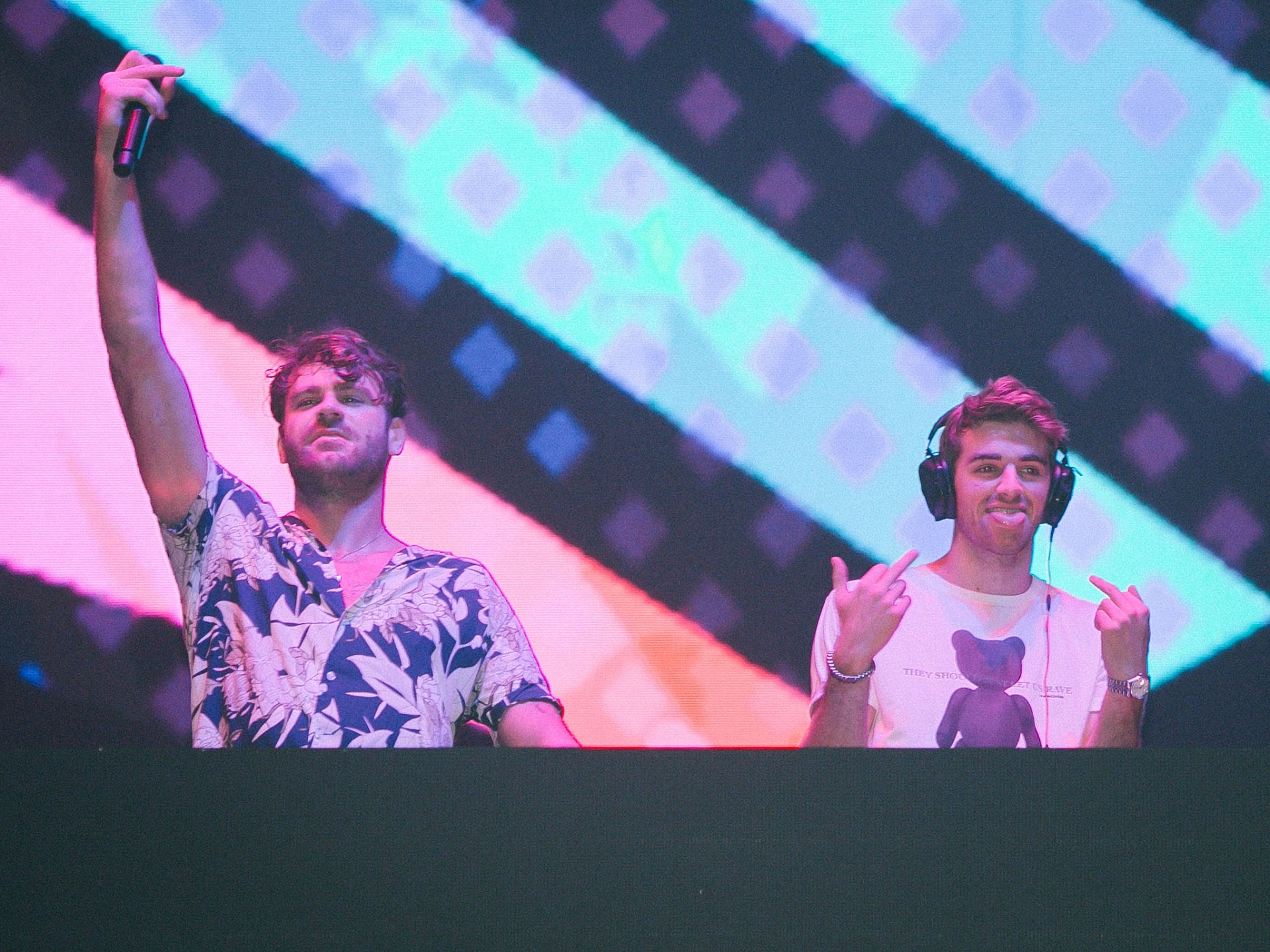 thuy duong cao thien trang nhay nhot trong dem nhac chainsmokers anh 3