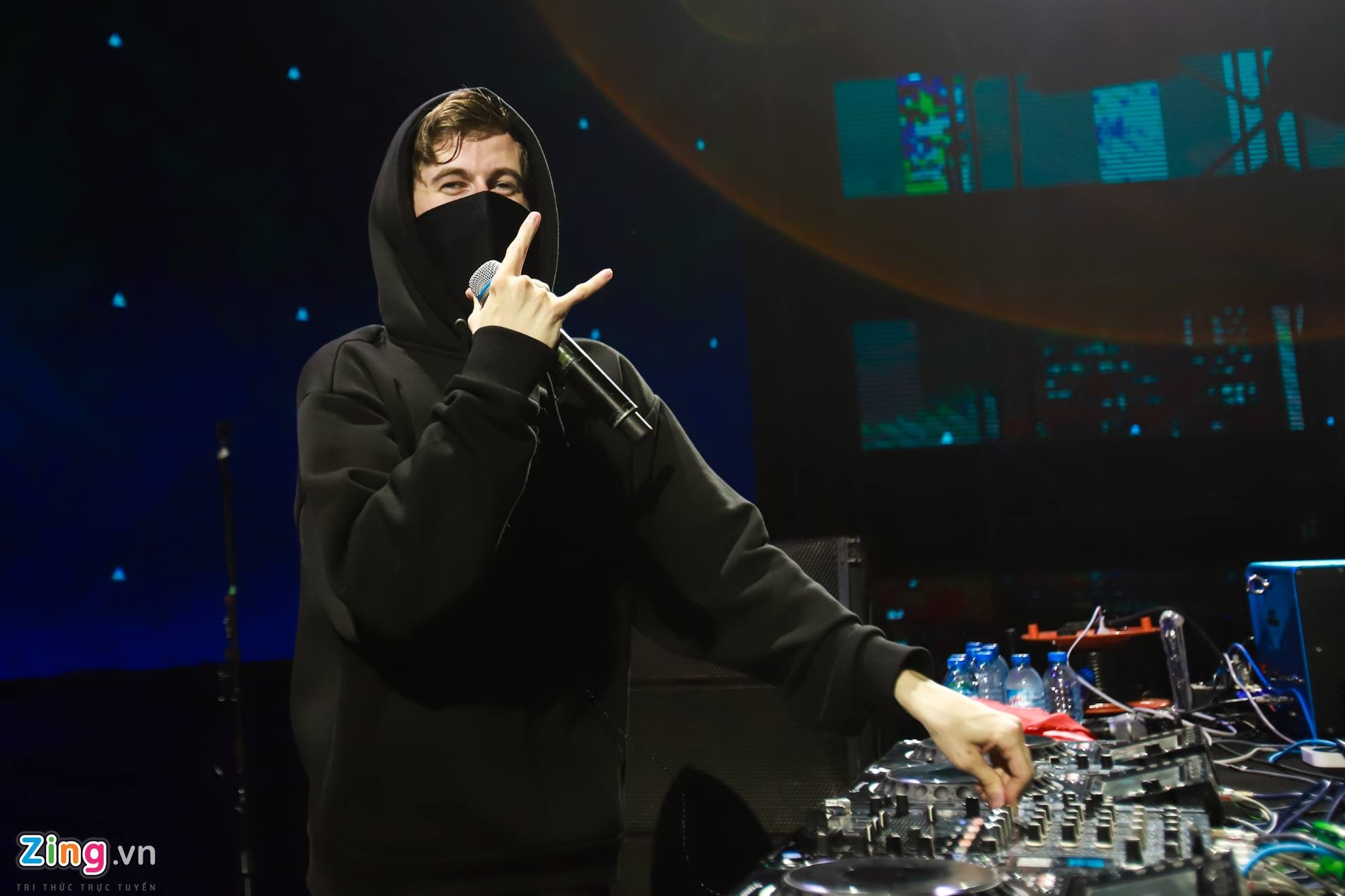 Alan Walker,  Việt Nam,  Faded,  Lost in Ravolution ảnh 7 Alan Walker,  Viet Nam,  Faded,  Lost in Ravolution anh 7