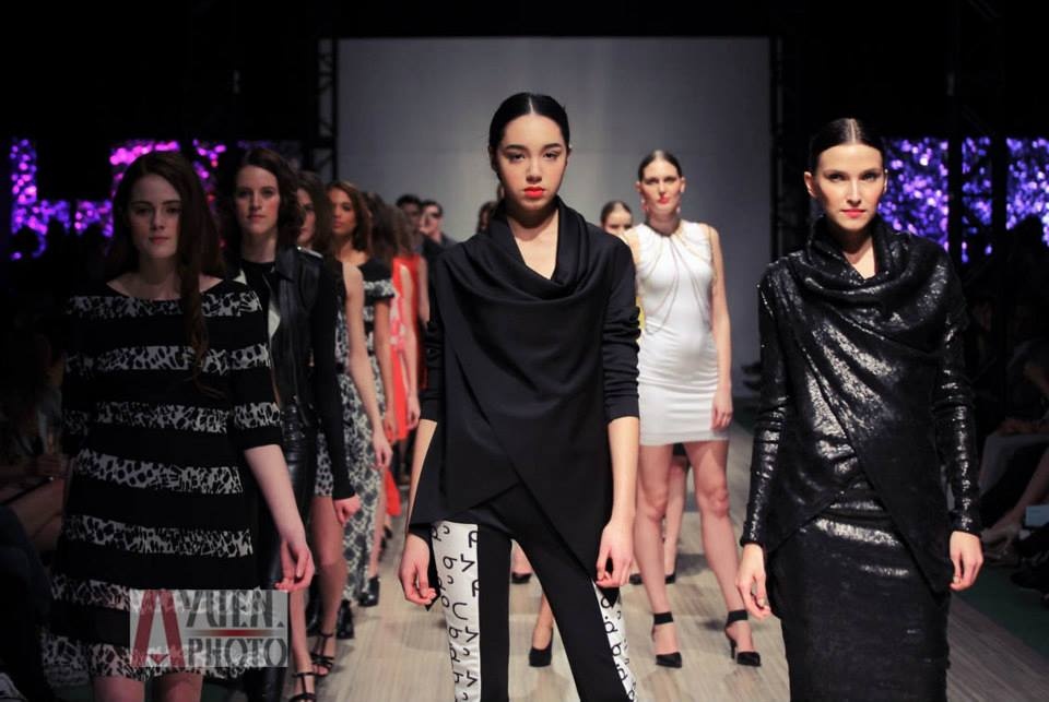 diana lai,  miss universe canada,  bong hong lai goc viet anh 14