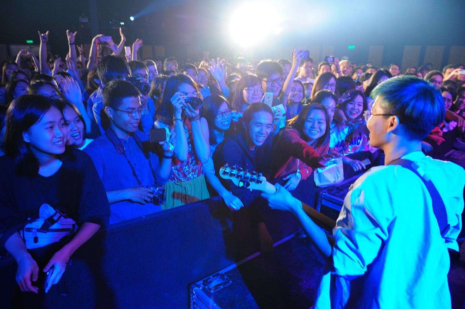 ngot,  sai gon,  liveshow,  ngbthg,  em dao nay,  fan cuong anh 3