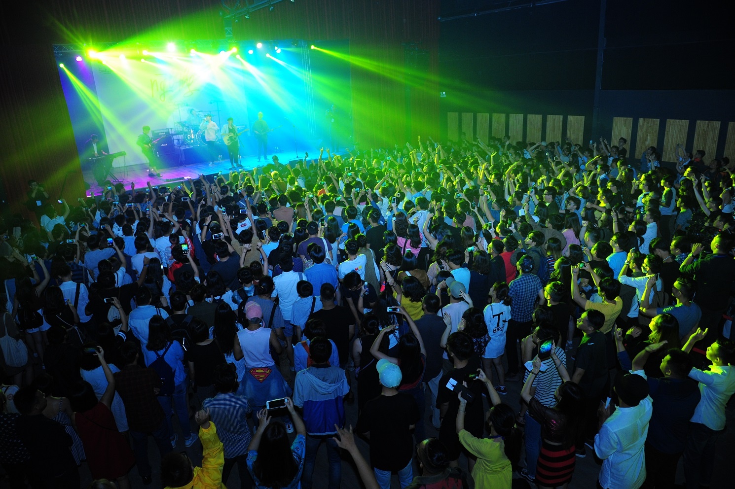 ngot,  sai gon,  liveshow,  ngbthg,  em dao nay,  fan cuong anh 5