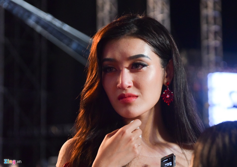 bung no thi hoa hau anh 1