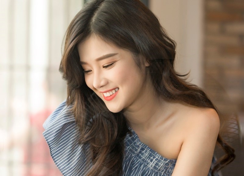 Hoang Yen Chibi: Sexy khong phu hop voi toi hinh anh