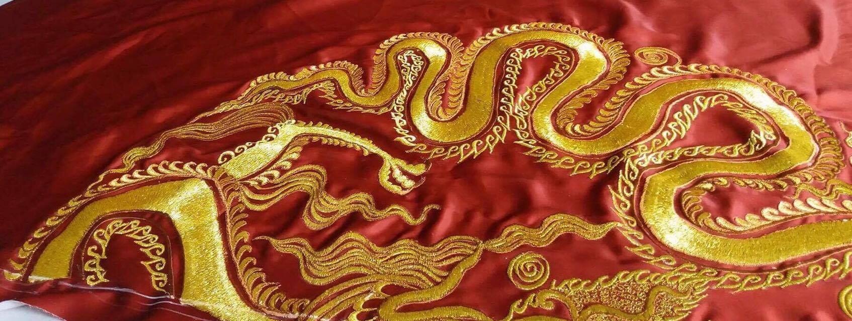 áo dài huyền my bị tố sao chép ảnh 3 ao dai huyen my bi to sao chep anh 3