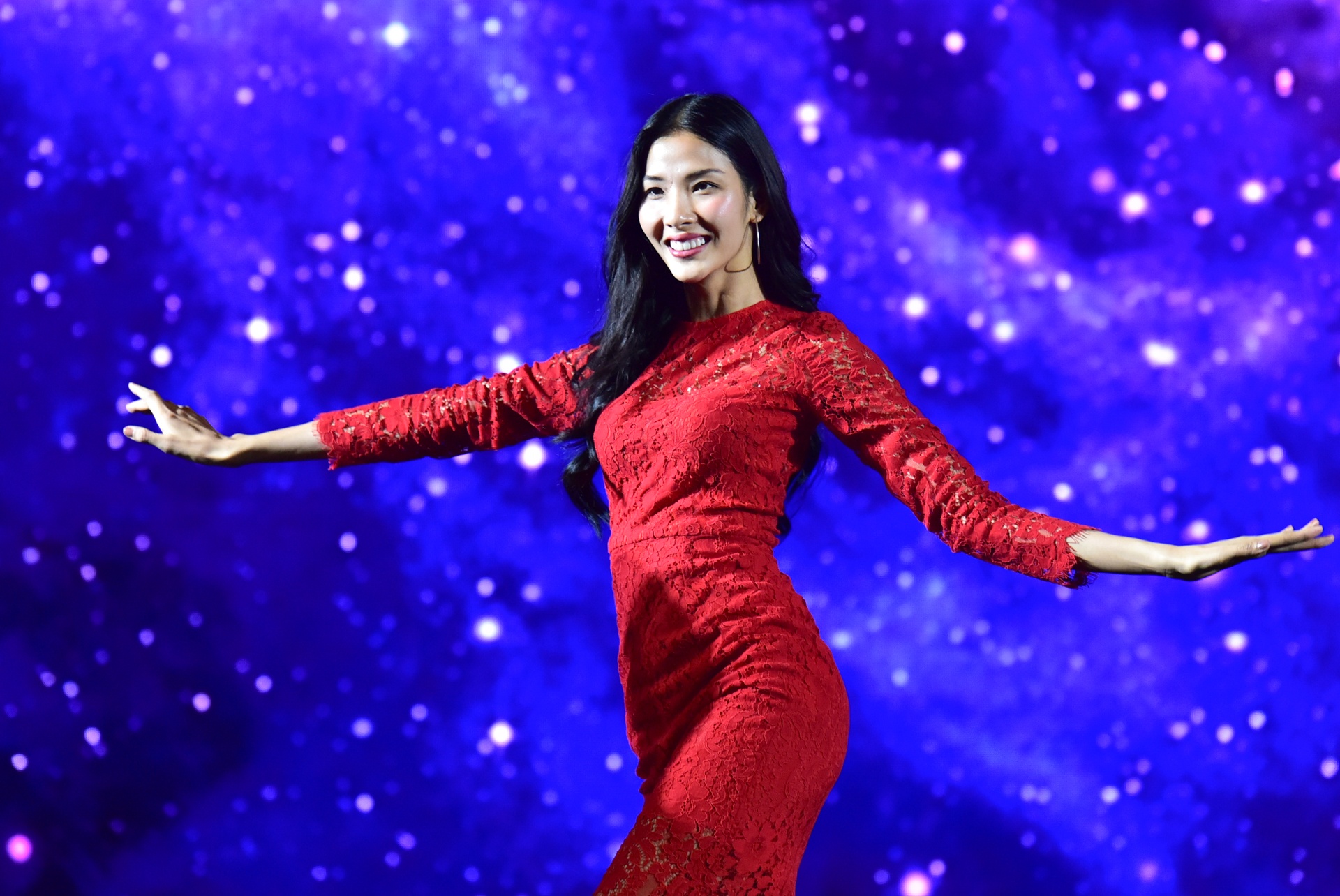 hoa hau hoan vu viet nam 2017 anh 2