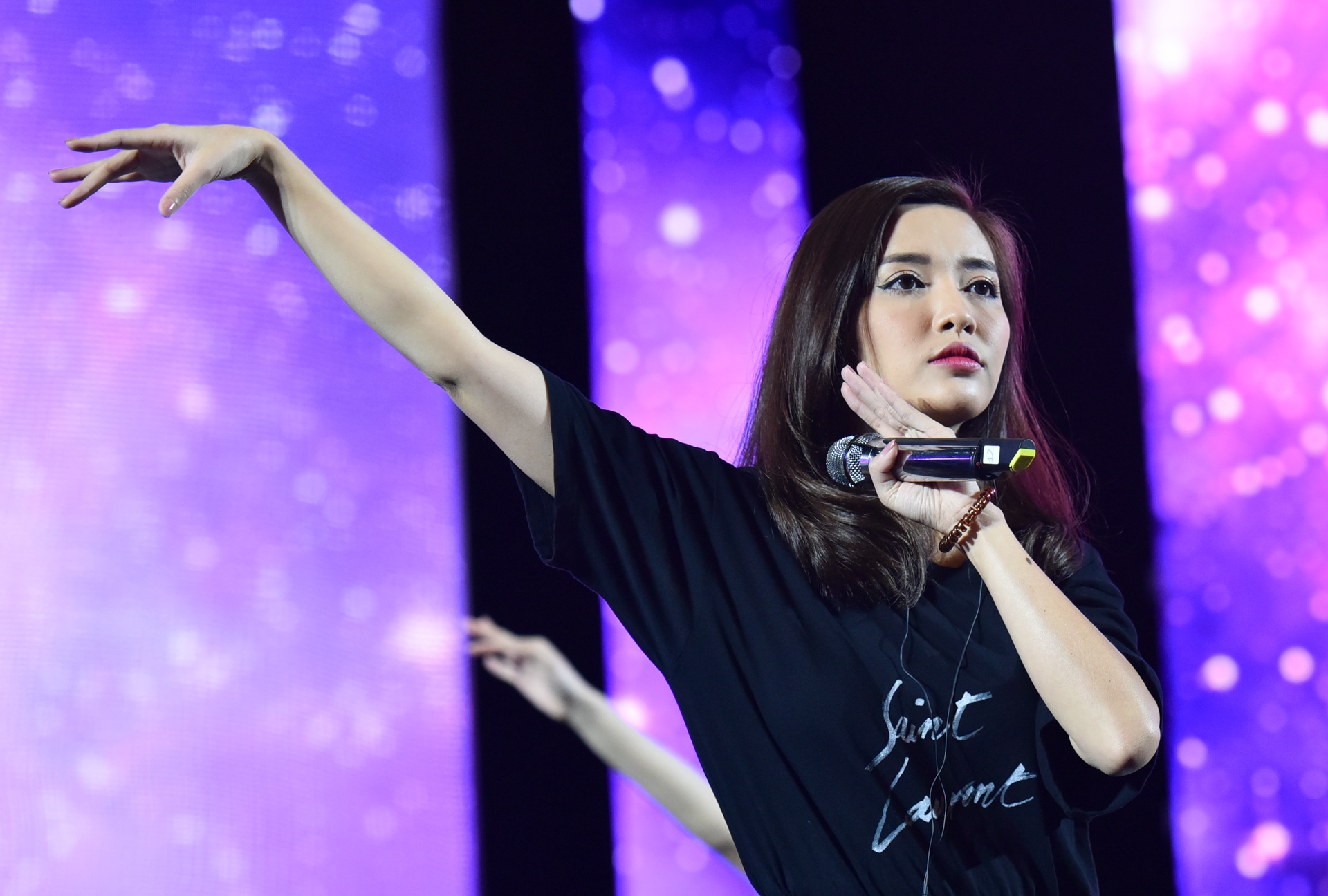 hoa hau hoan vu viet nam 2017 anh 10