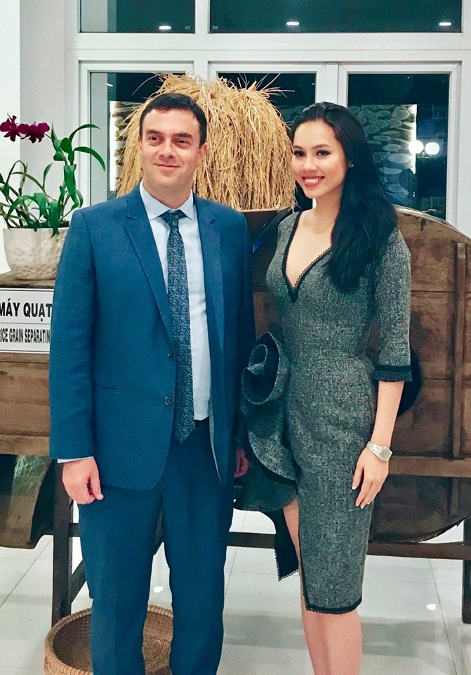 hoa hau hoan vu viet nam 2017 anh 2