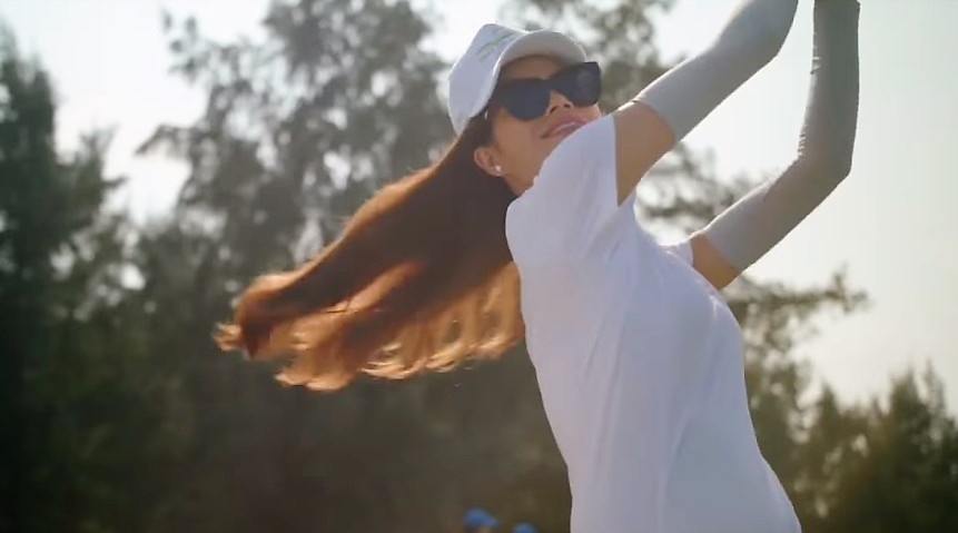 pham huong quang ba du lich da nang apec anh 9