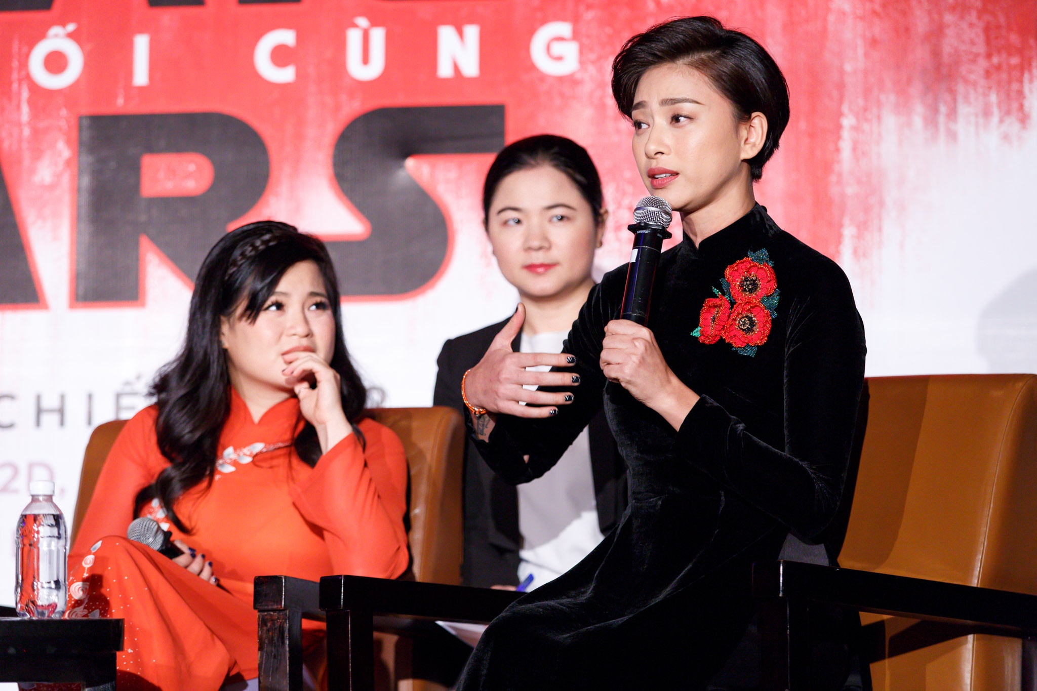 Ngo Thanh Van va ban dien goc Viet ap luc khi dong 'Star Wars' hinh anh