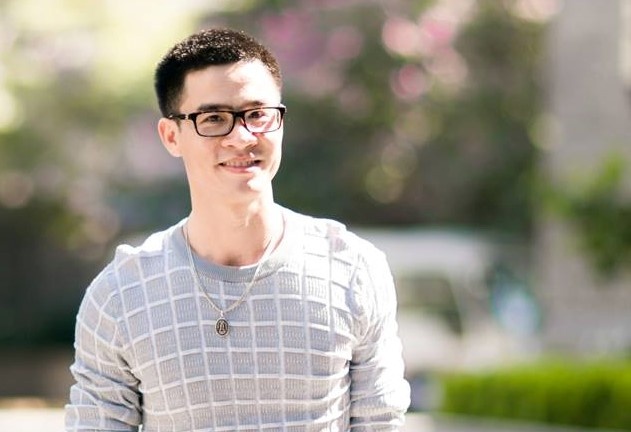 Nguyen Phong Viet: ‘Bi goi la nha tho luu manh, toi thay thu vi’ hinh anh