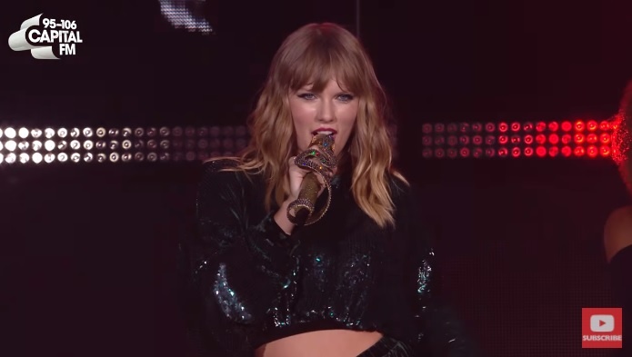 Taylor Swift hat 'Look What You Made Me Do' tai Jingal Bell Ball hinh anh