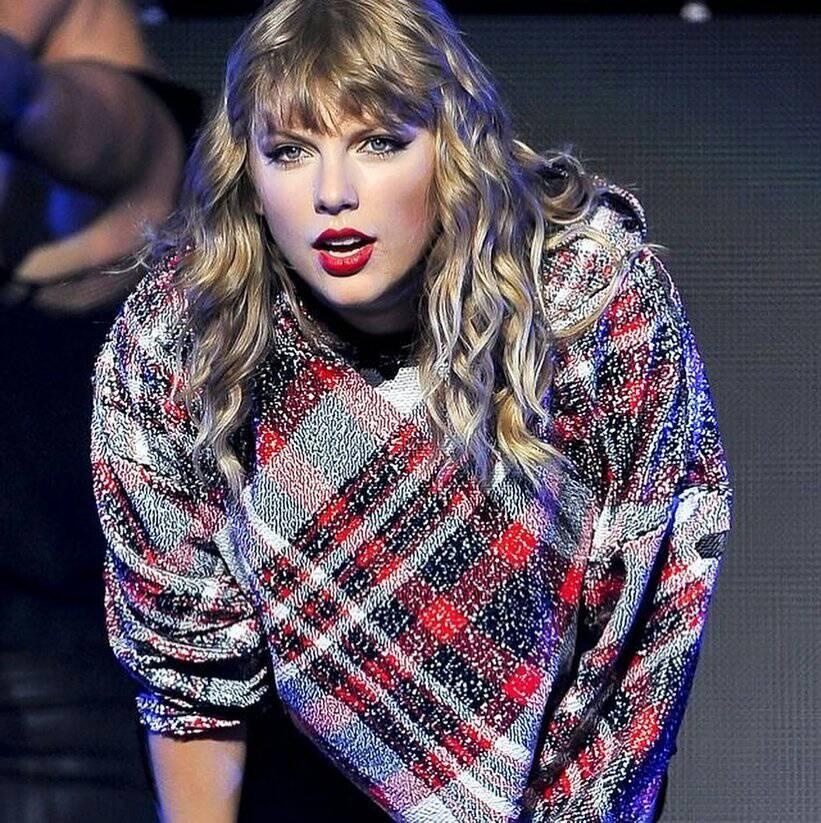 taylor swift lo dui to map map sau khi tang 7kg anh 5