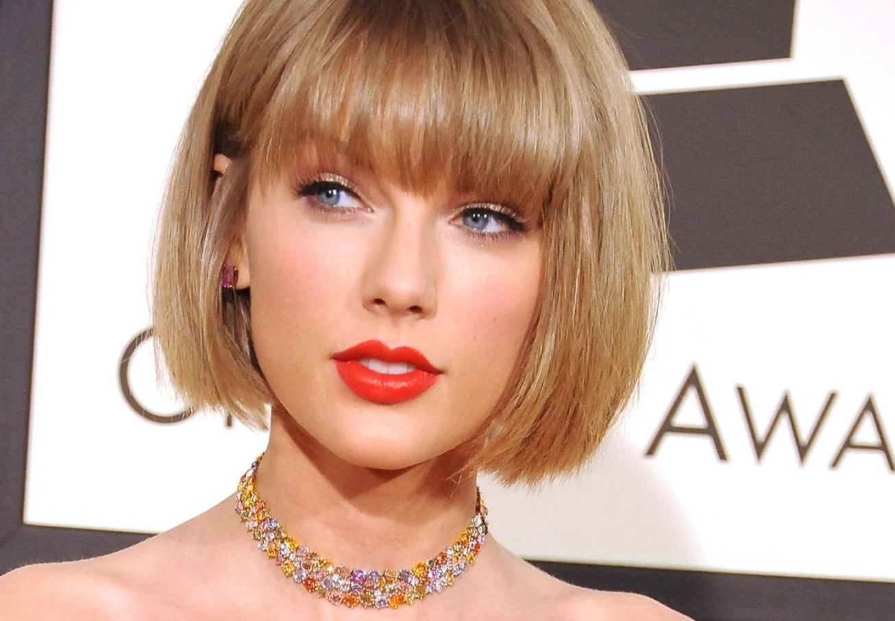 Taylor Swift 28 tuoi: 280 trieu USD, 286 giai thuong va 17 ban trai hinh anh