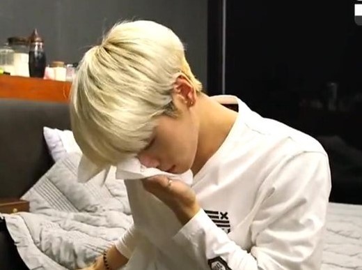 Tuoi tho thieu tinh cha cua ca si bac menh Jong Hyun (SHINee) hinh anh