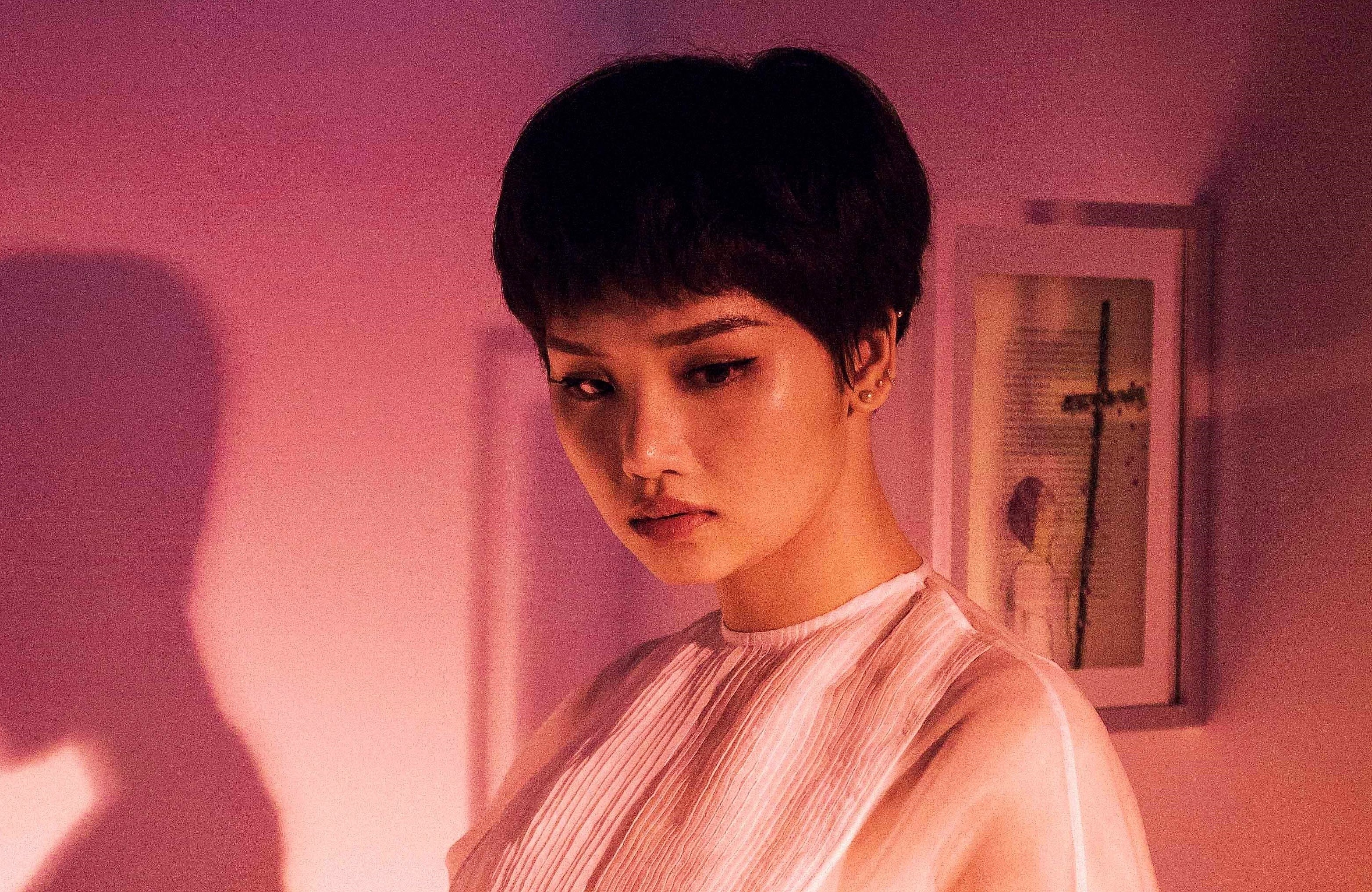 Miu Le va Only C: Mat qua nhieu vi Sao dai chien, co dang khong? hinh anh