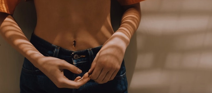 Kendall va Kylie Jenner khoe than hinh quyen ru hinh anh