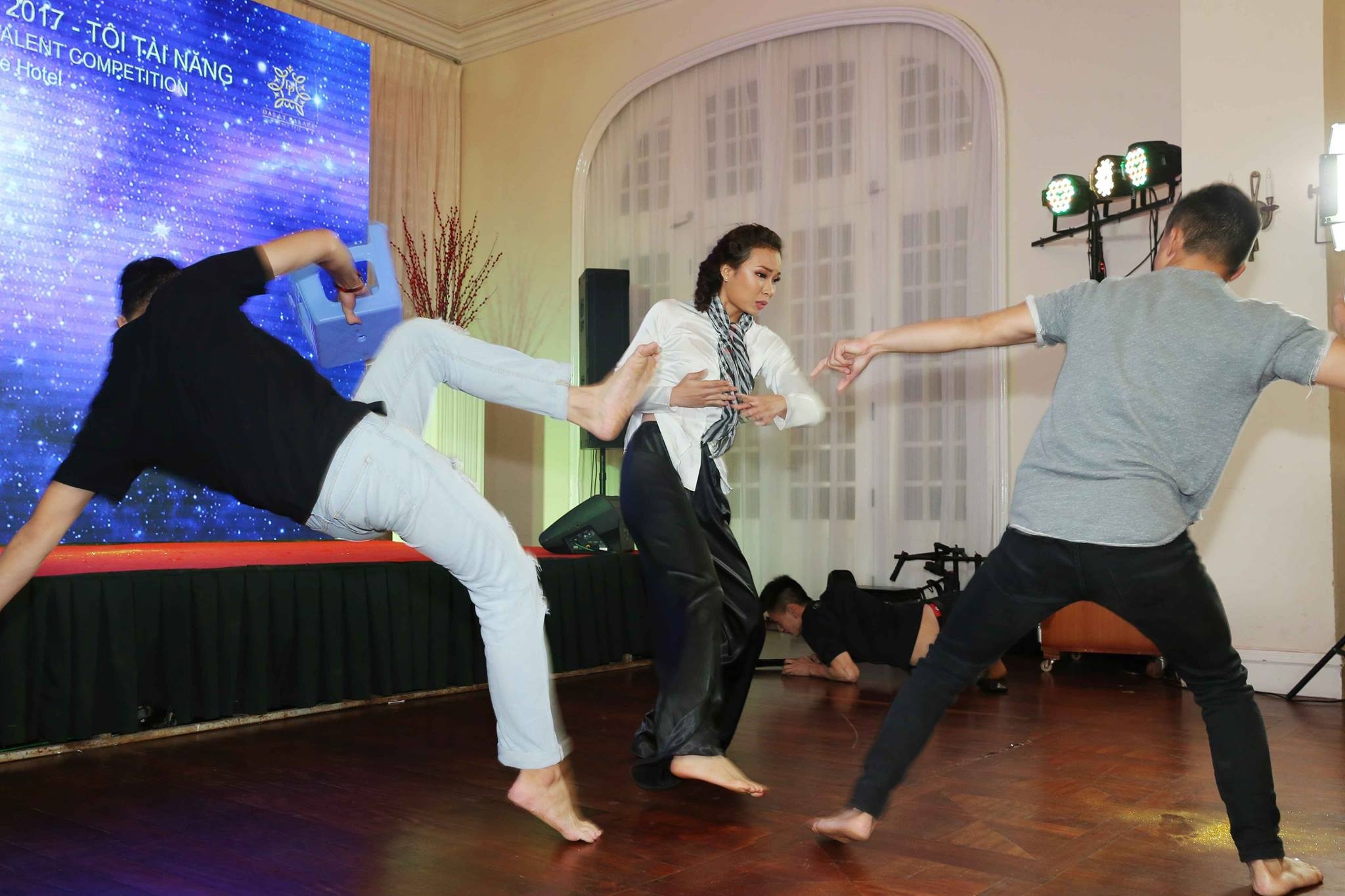 phần thi tài năng hoa hậu hoàn vũ việt nam 2017 ảnh 5 phan thi tai nang hoa hau hoan vu viet nam 2017 anh 5