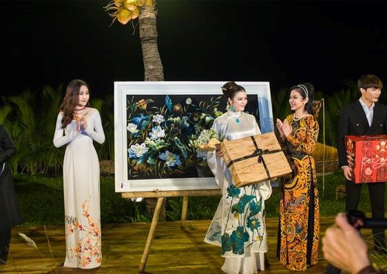 le au ngan anh bi tuoc vuong mien anh 14