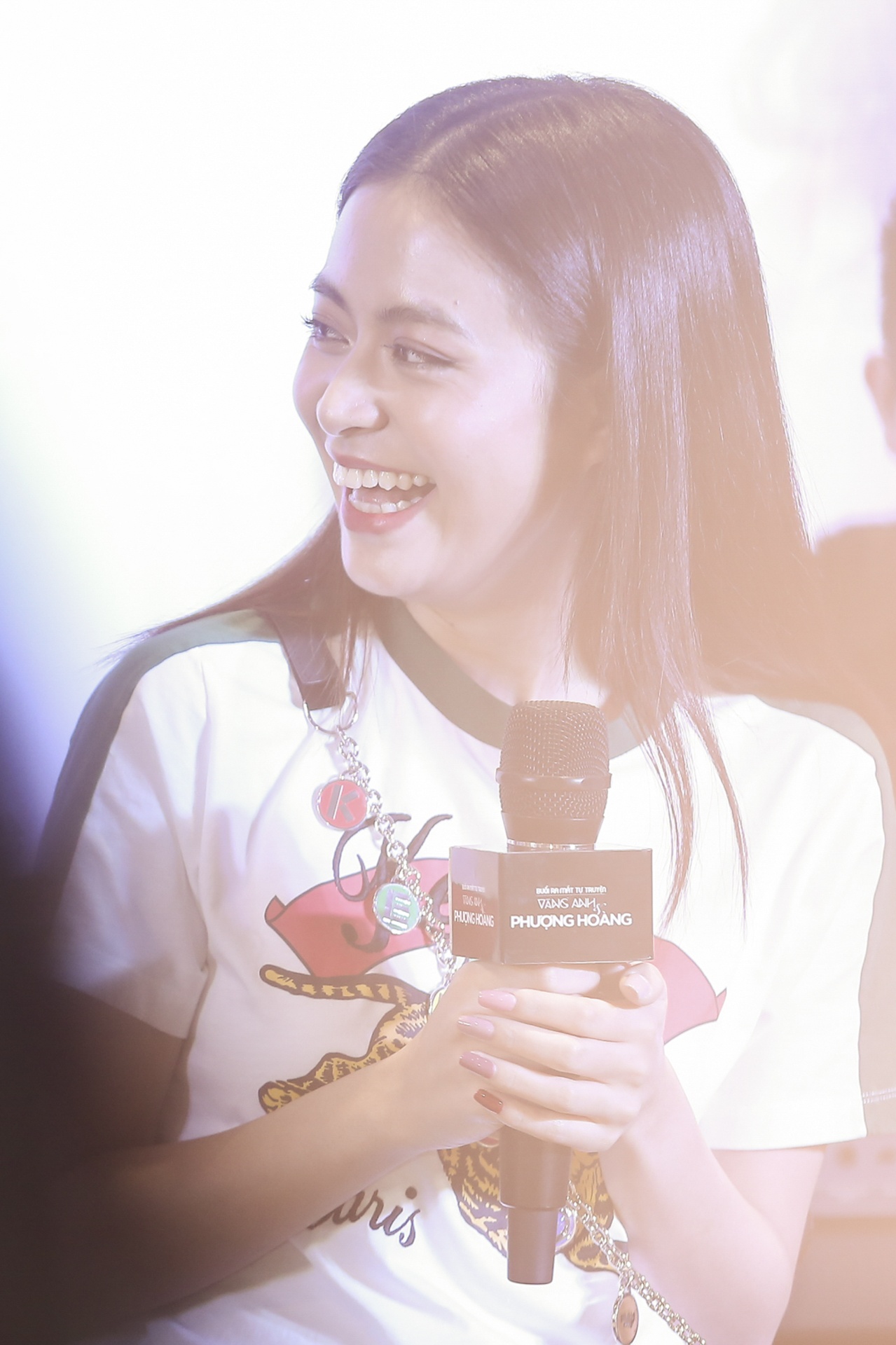 hoang thuy linh ky tang tu truyen anh 5