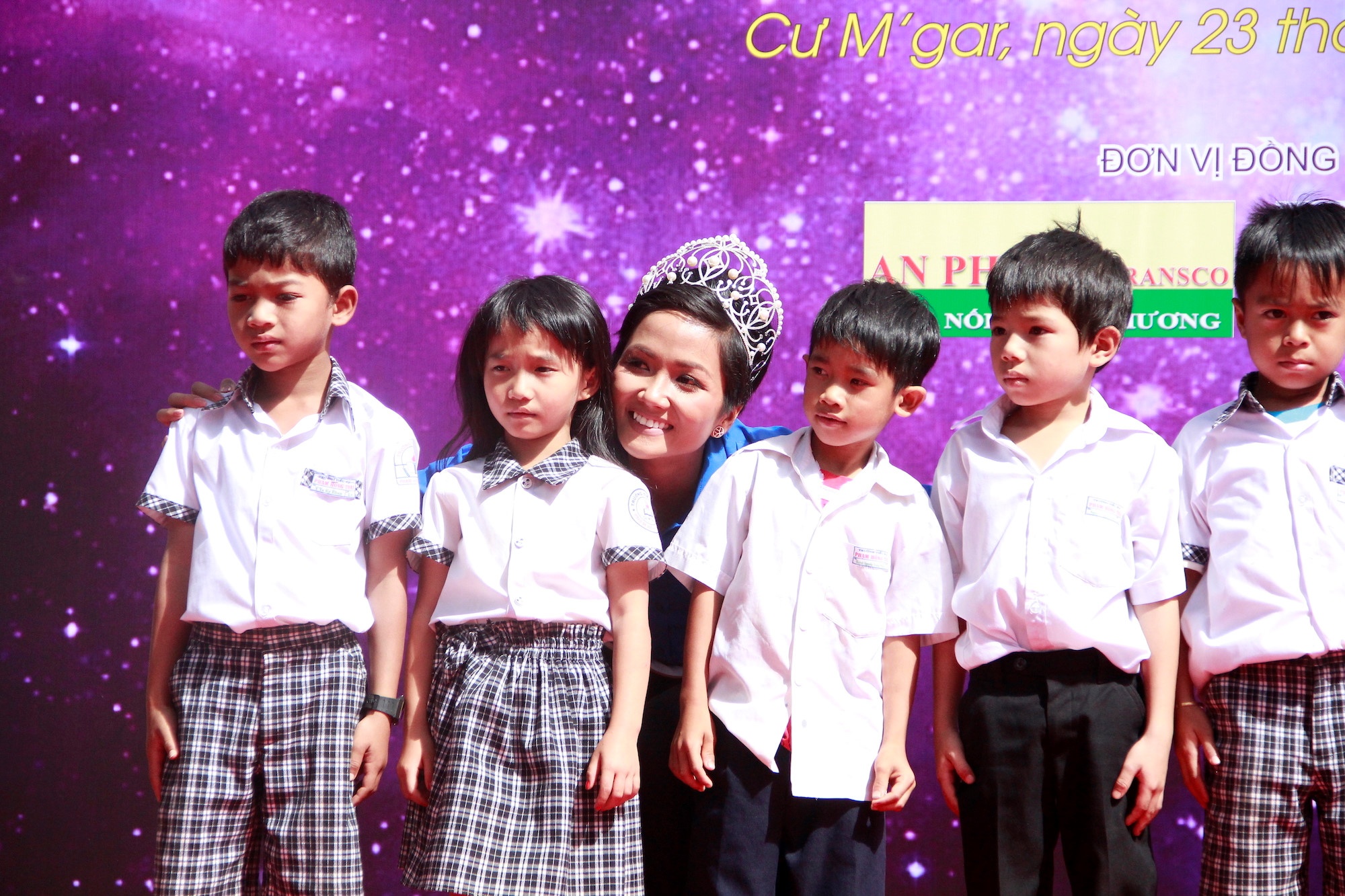 hoa hau hoan vu h hen nie anh 10