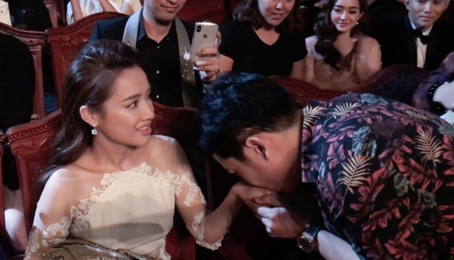 Nha Phuong den tan noi xin loi BTC Mai Vang vi vu Truong Giang cau hon hinh anh