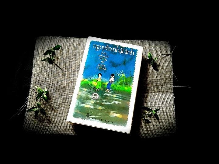 thang ba sach tre cua nxb tre anh 1