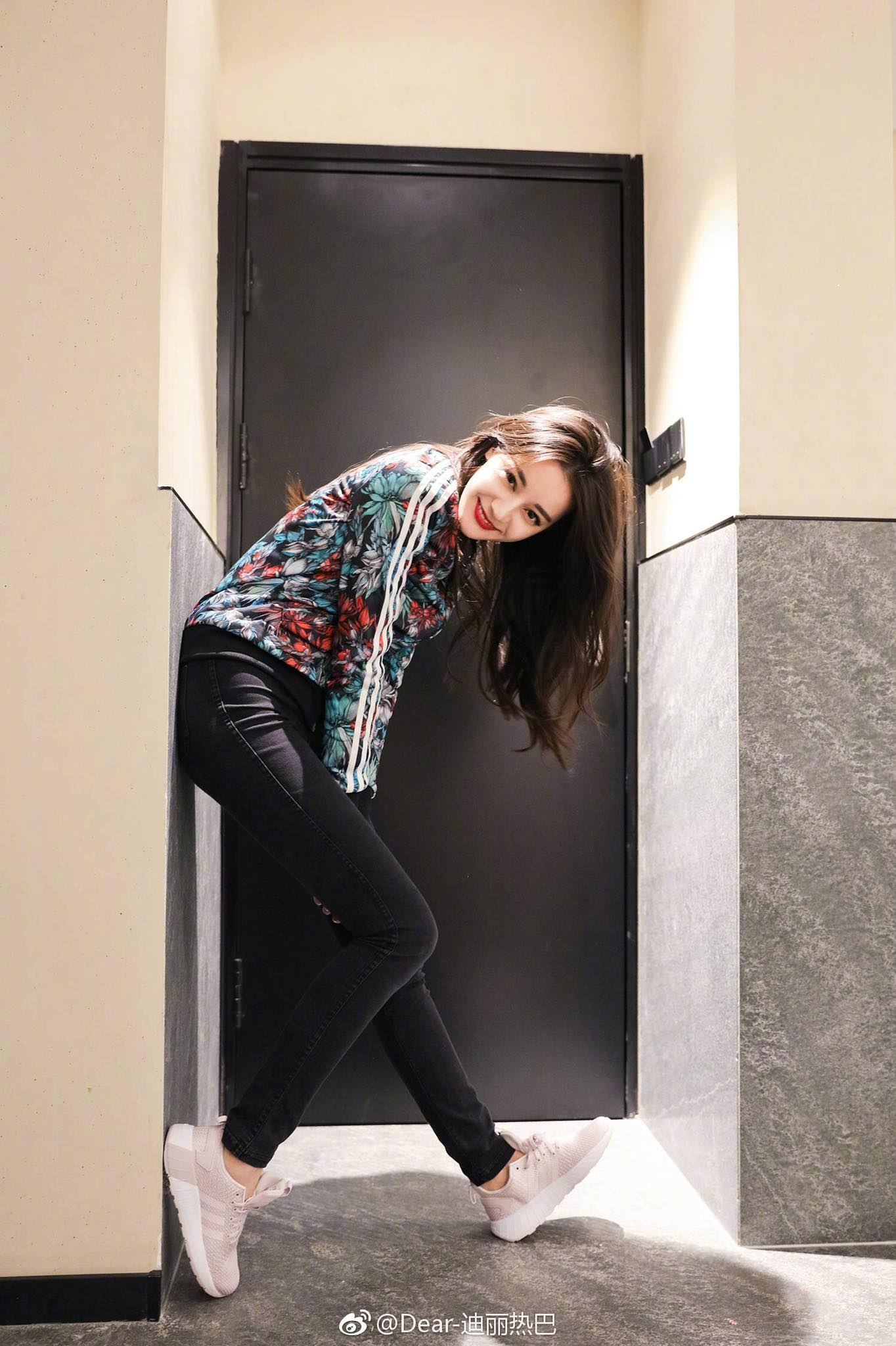 my nu tan cuong dich le nhiet ba anh 14