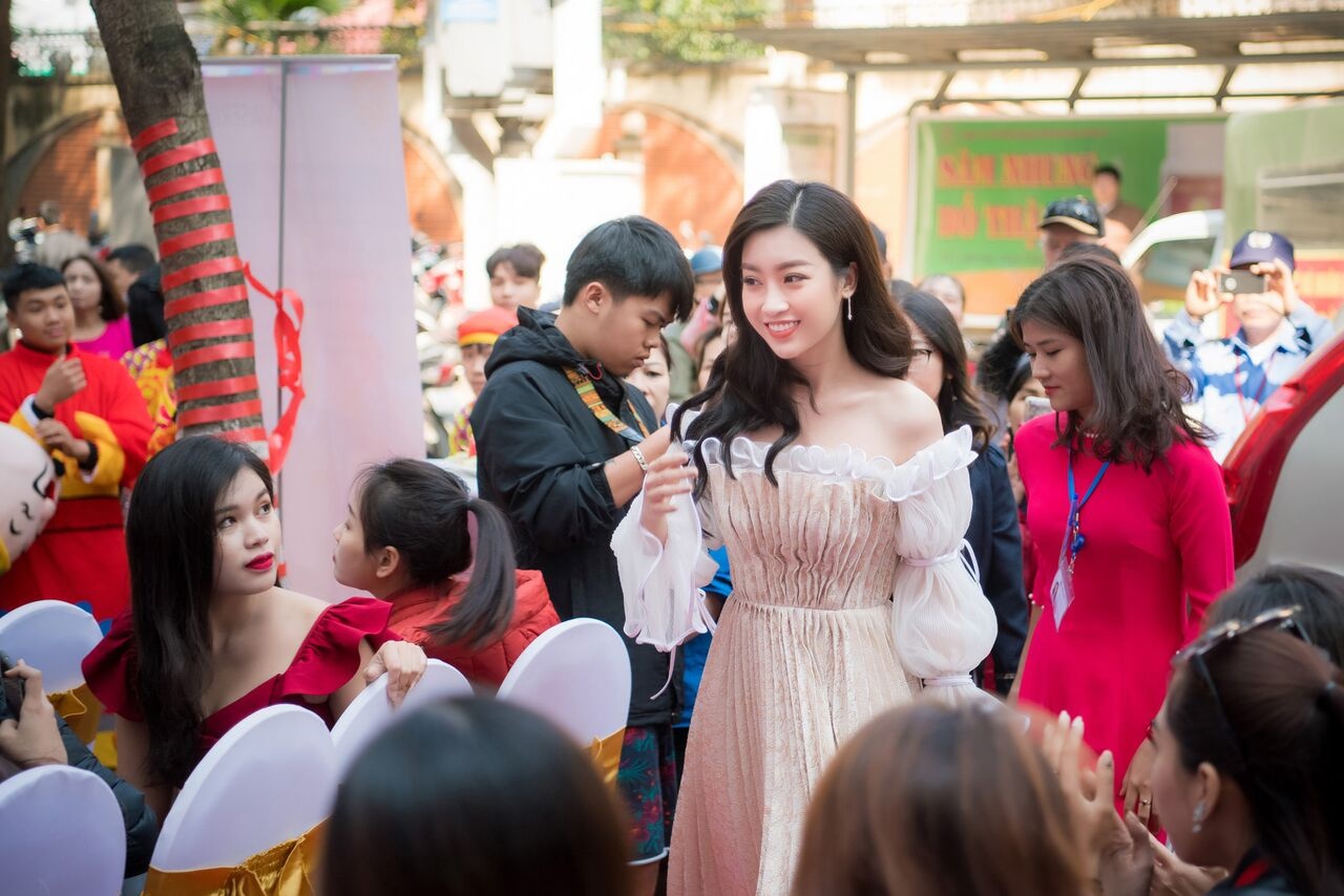 bui tien dung do my linh anh 1