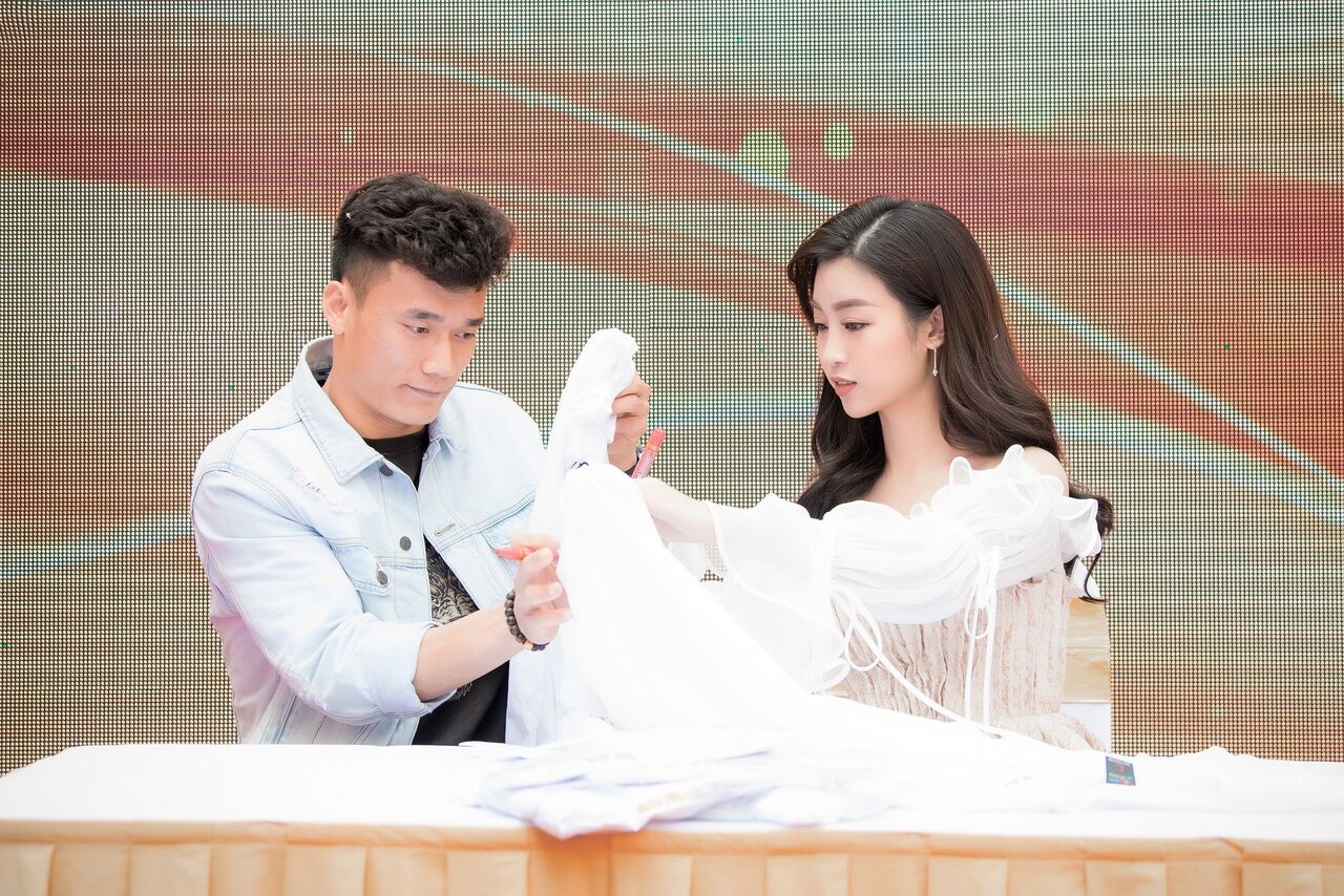 bui tien dung do my linh anh 12