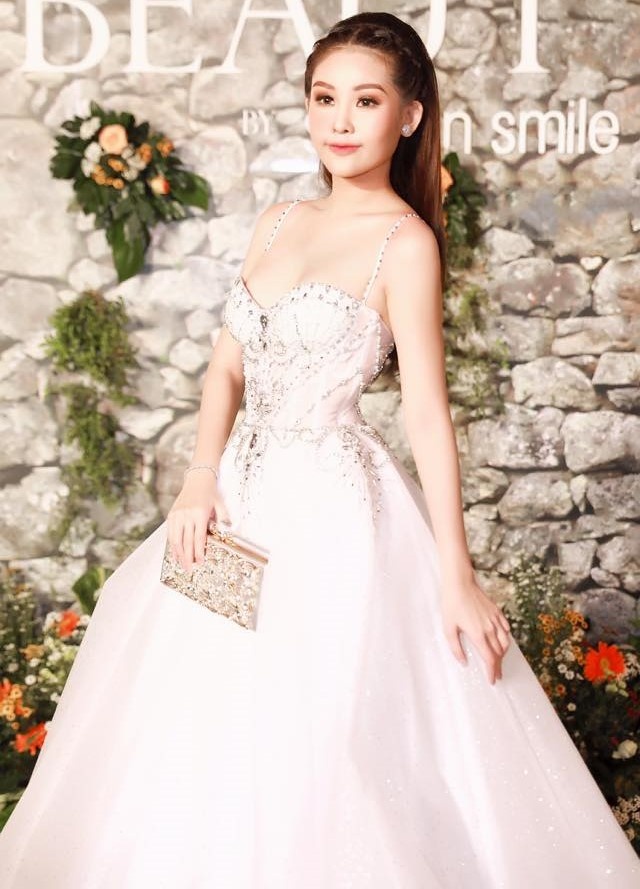 le au ngan anh anh 2