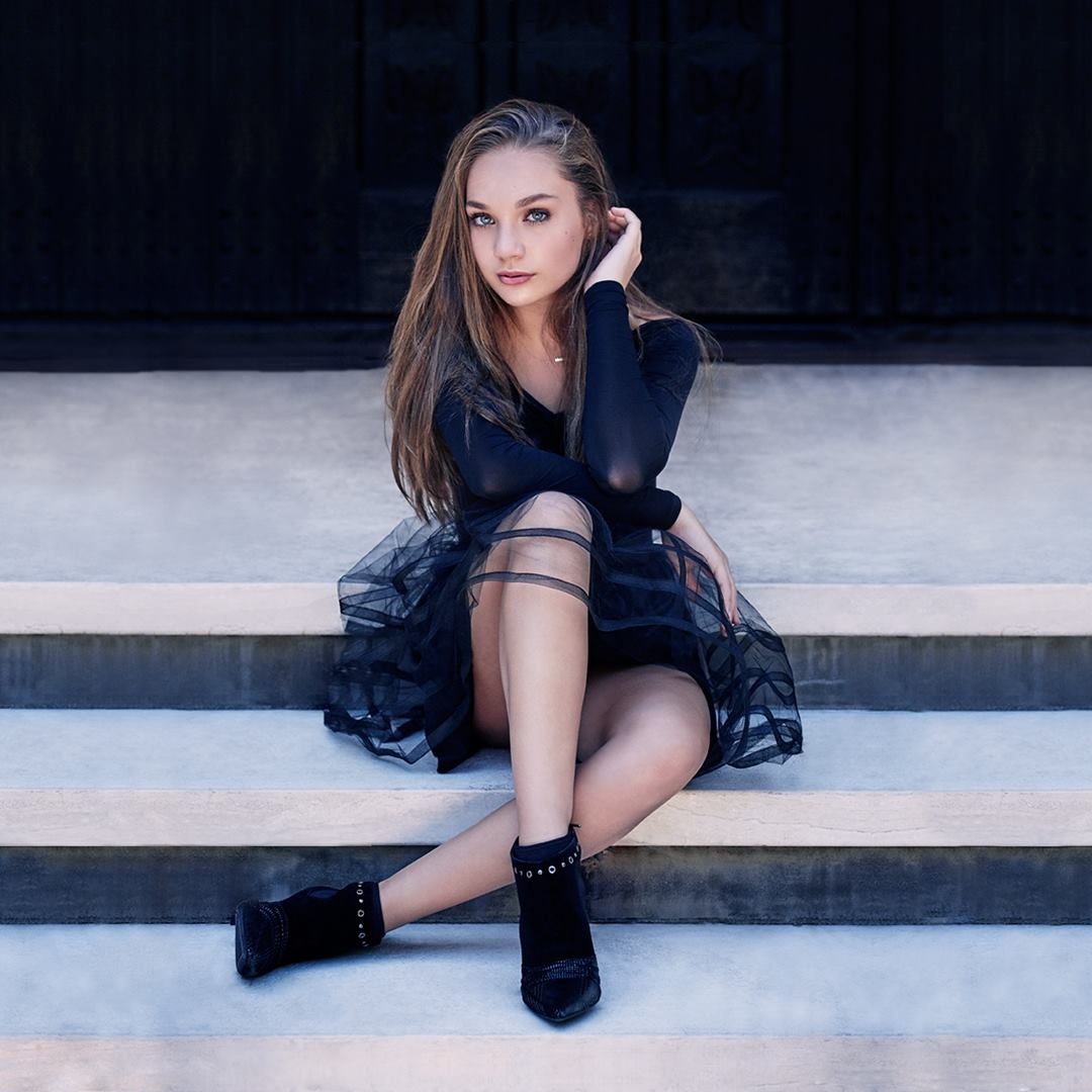 vu cong nhi ky di Maggie Ziegler lon len xinh dep anh 11